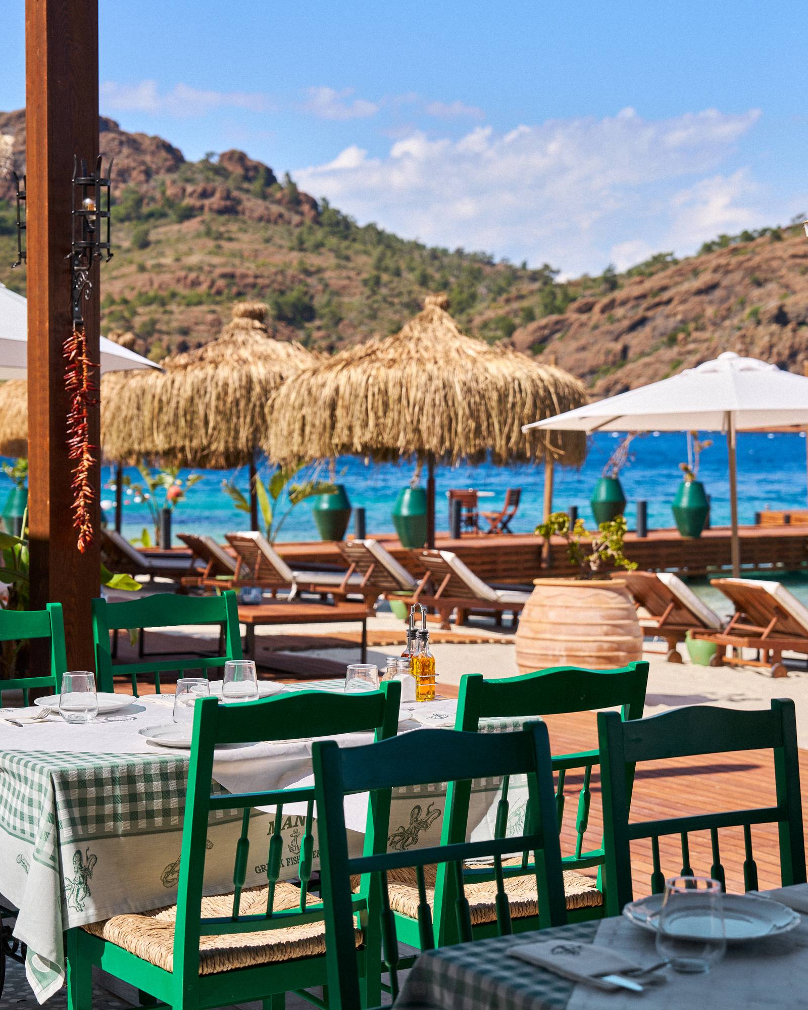 Manos at D Maris Bay, 2
