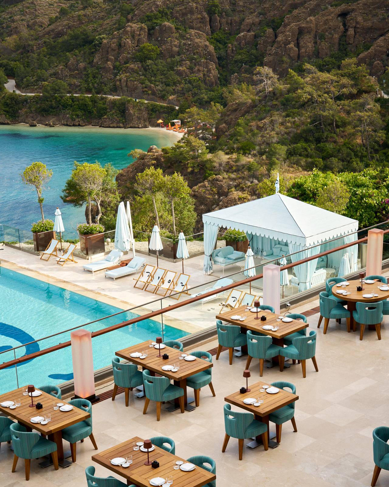 Zuma at D Maris Bay, 4