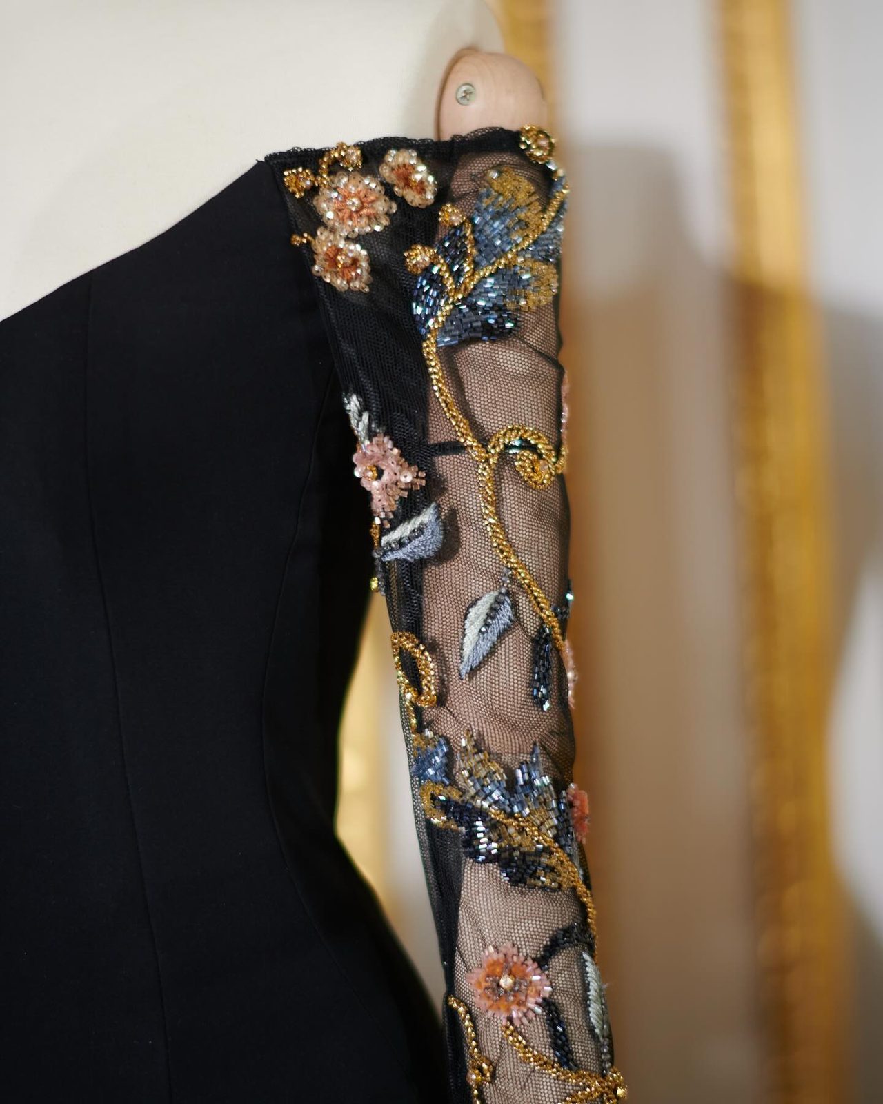 Dilek Hanif, fashion & retail visual 3