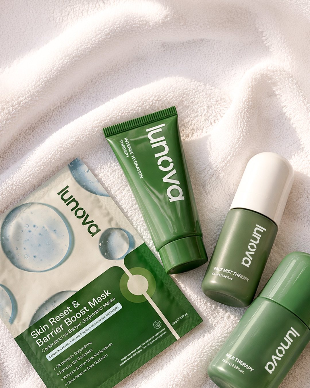 Lunova, fashion & retail visual by Studio 56