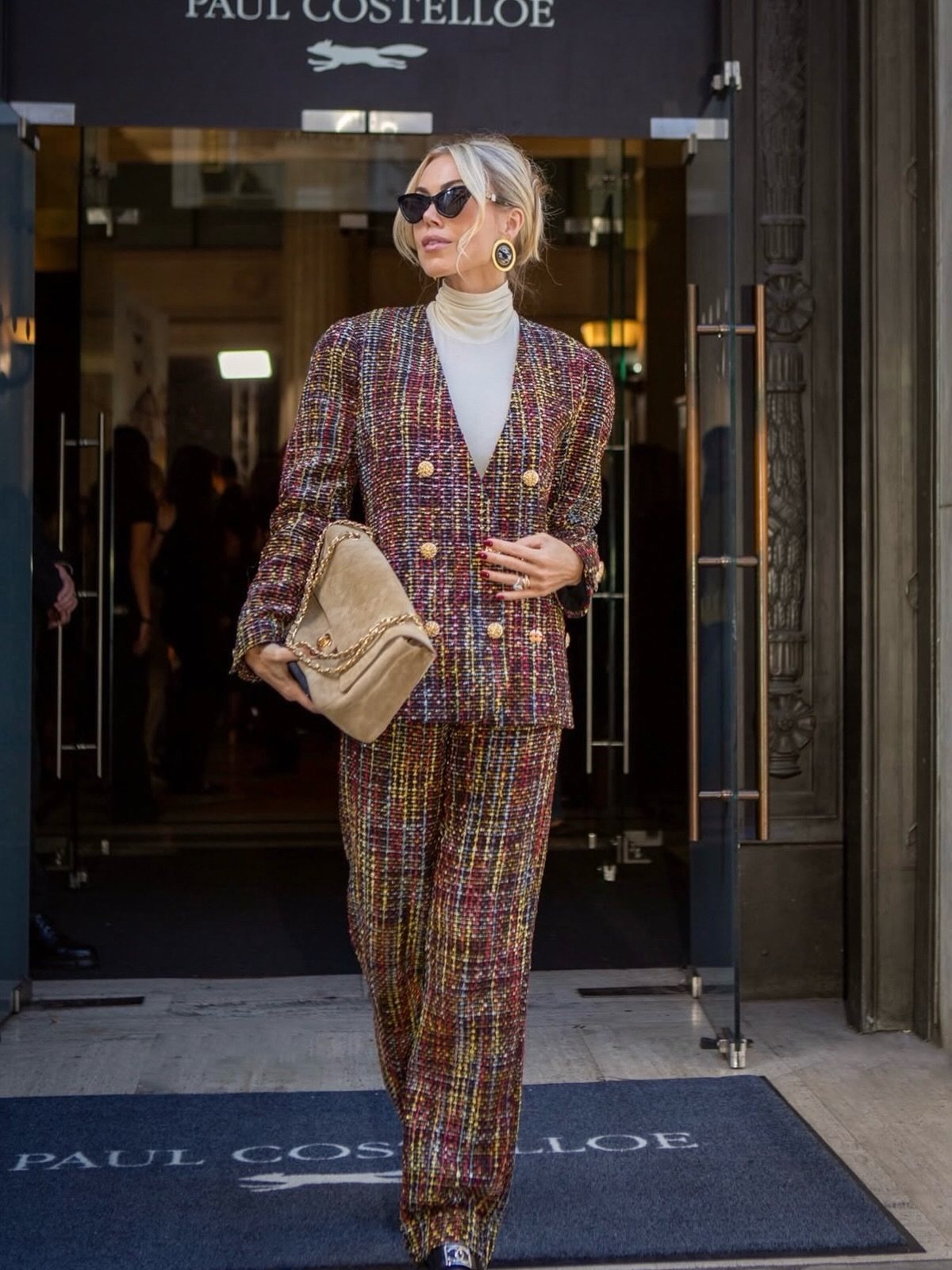 Melis Kaptanoğlu, fashion & retail visual 2