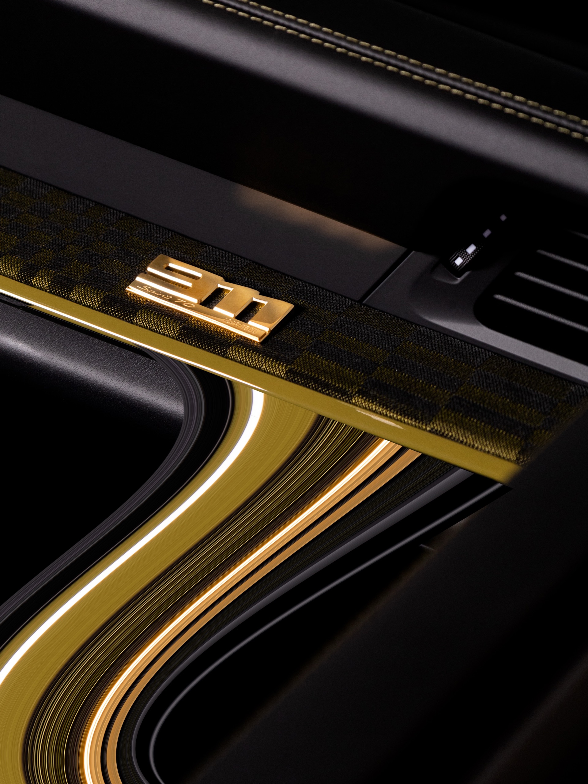 Retro stripe installation around a yellow 911, 4