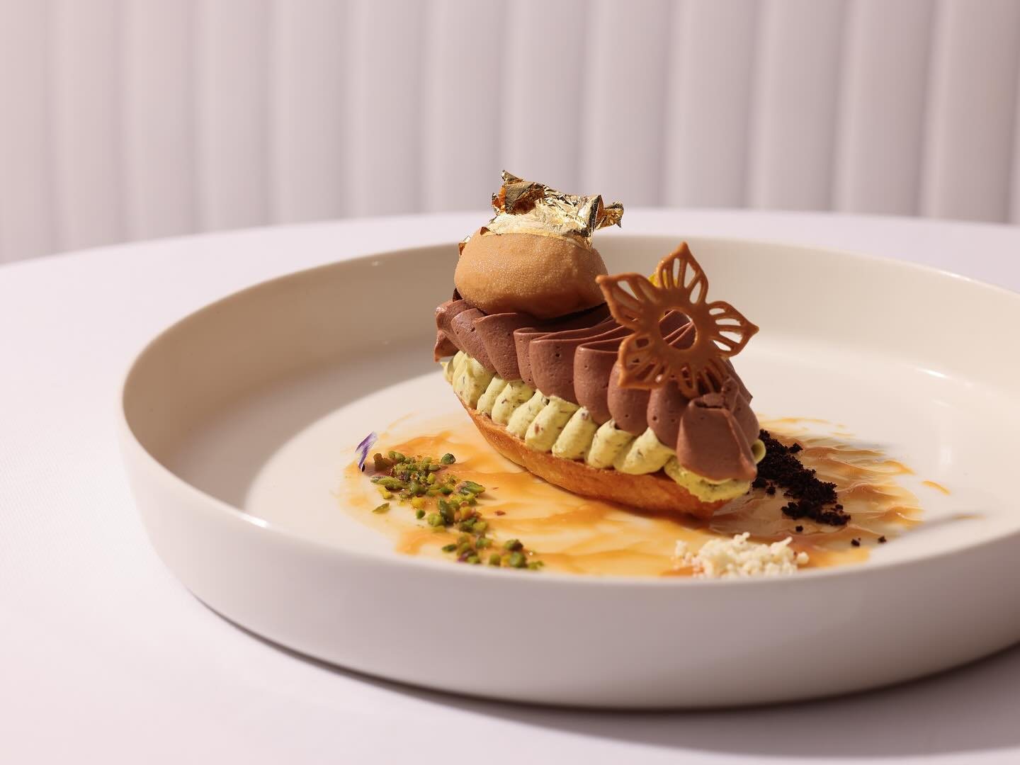 Vogue Restaurant & Bar, art directed visual